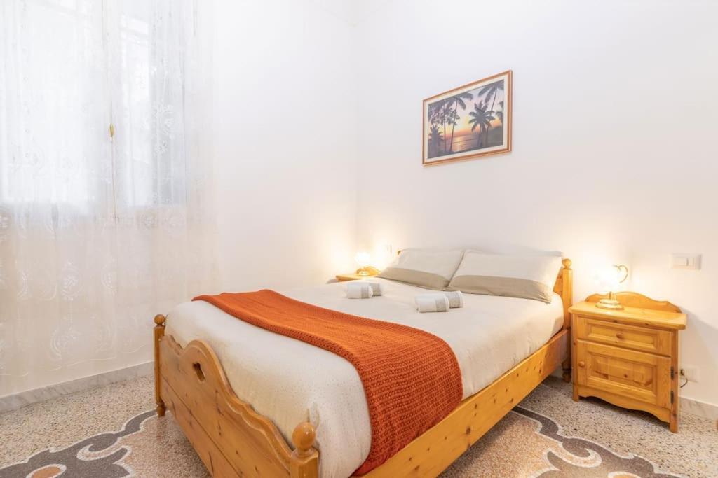 Appartamento Con Ac-Wi-Fi- Centro A 7 Min Savona Exterior photo